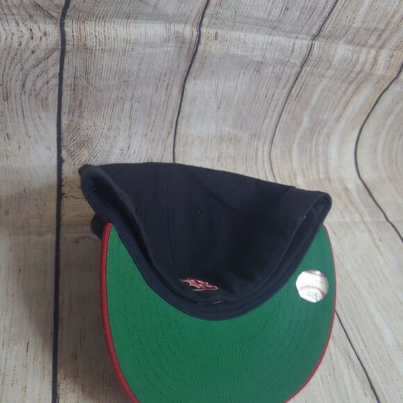 Vtg Boston Red Sox fitted cap 7 1/8 Fenway Park - Picture 3 of 6